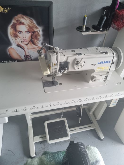 Maszyna krawiecka JUKI DNU 1541