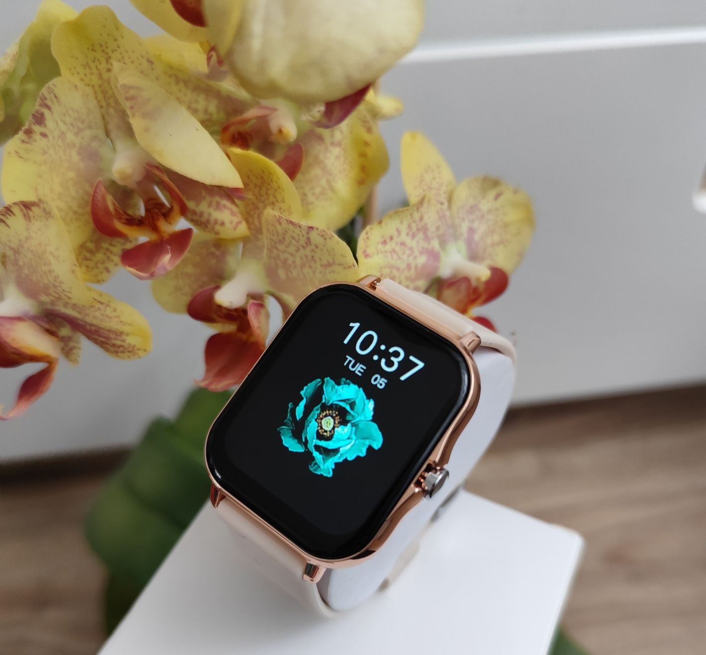 Śliczny,Złoty,Damski Zegarek, Smartwatch Nowy Pomiar Cukru