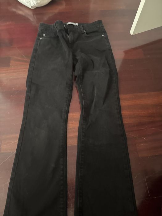 Calcas pretas á boca de sino tamanho 12/13