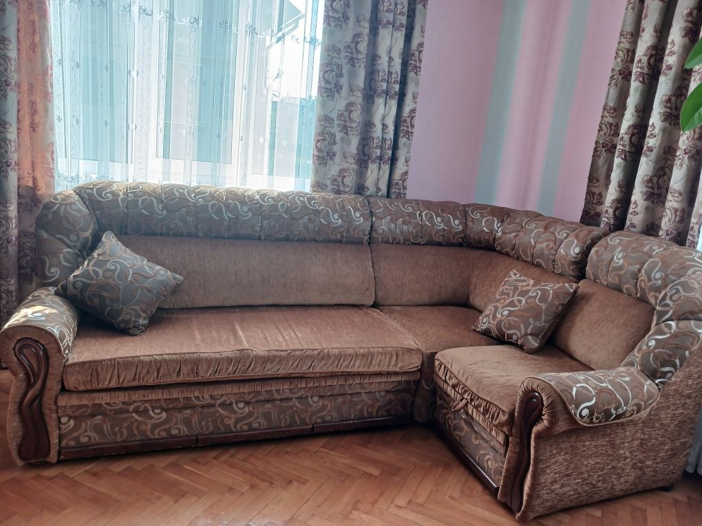 Диван кутовий розкладний
