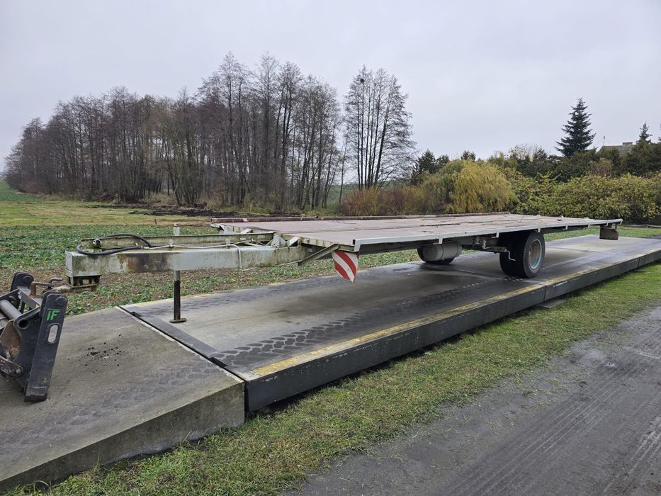 Dłużyca przyczepa do bel platforma do siana, słomy