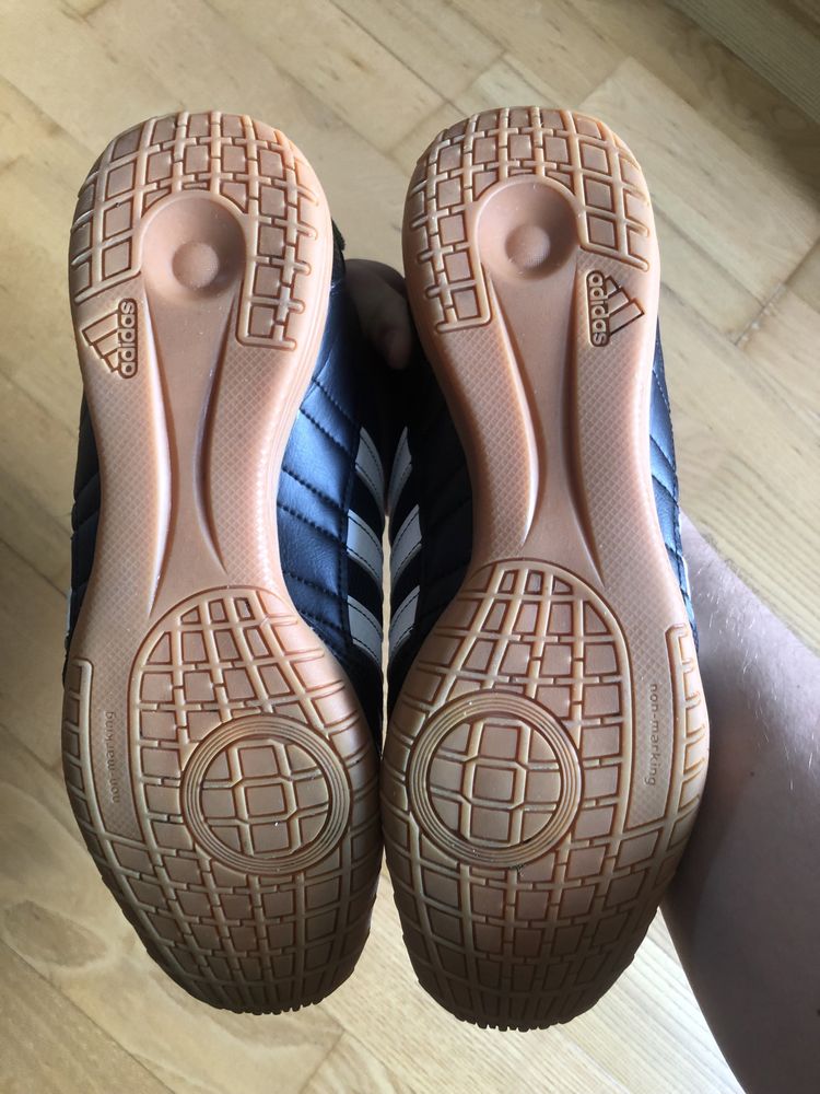 Buty Adidas Sala piłkarskie męskie halówki halowe 43 1/3