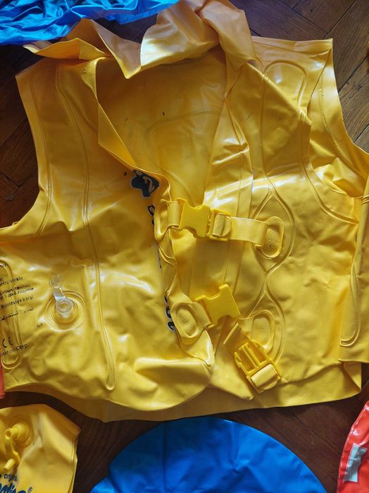 Надувной круг, нарукавники,