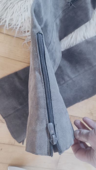 Kozaki szare zamszowe muszkueterki wiosna jesień r 36