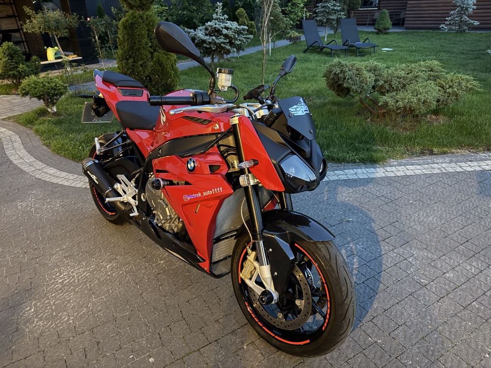 Продам BMW S1000R