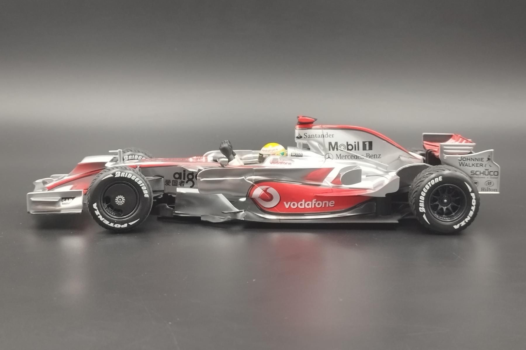 1:18 F1 McLaren Mercedes MP4-23 L Hamilton Brazil GP 2008 Minichamps
