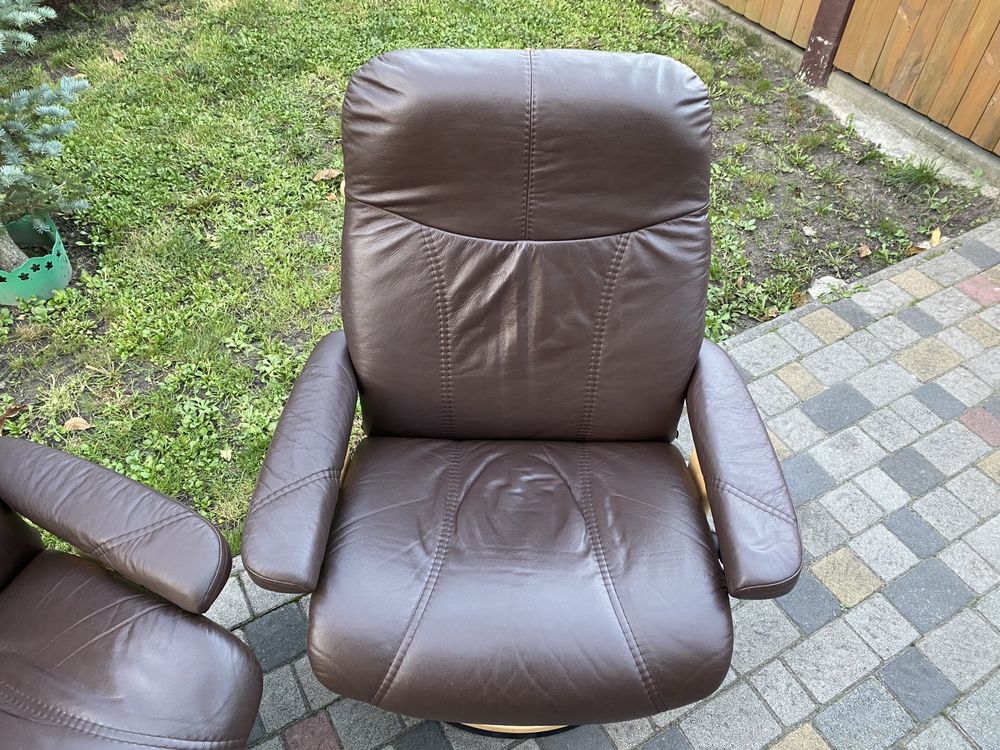 Комплект шкіряних крісел Relax (Реклайнер) фірми STRESSLESS