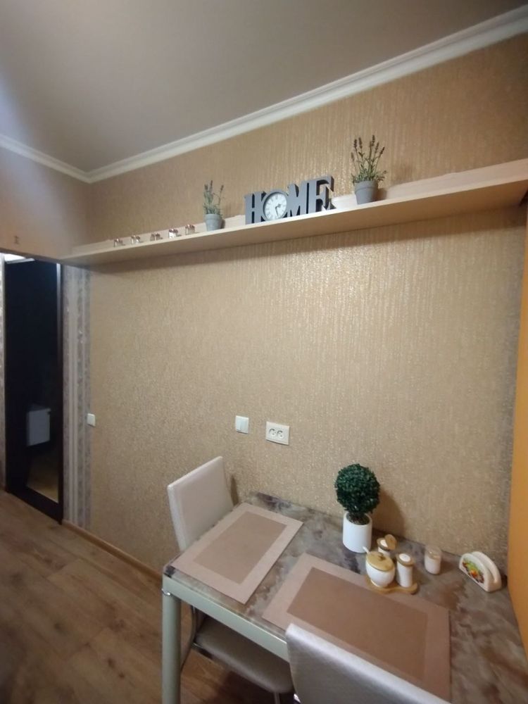 Продам 2 комнатную оборудованную квартиру ул Бригады Хартия/Рыбылко 15