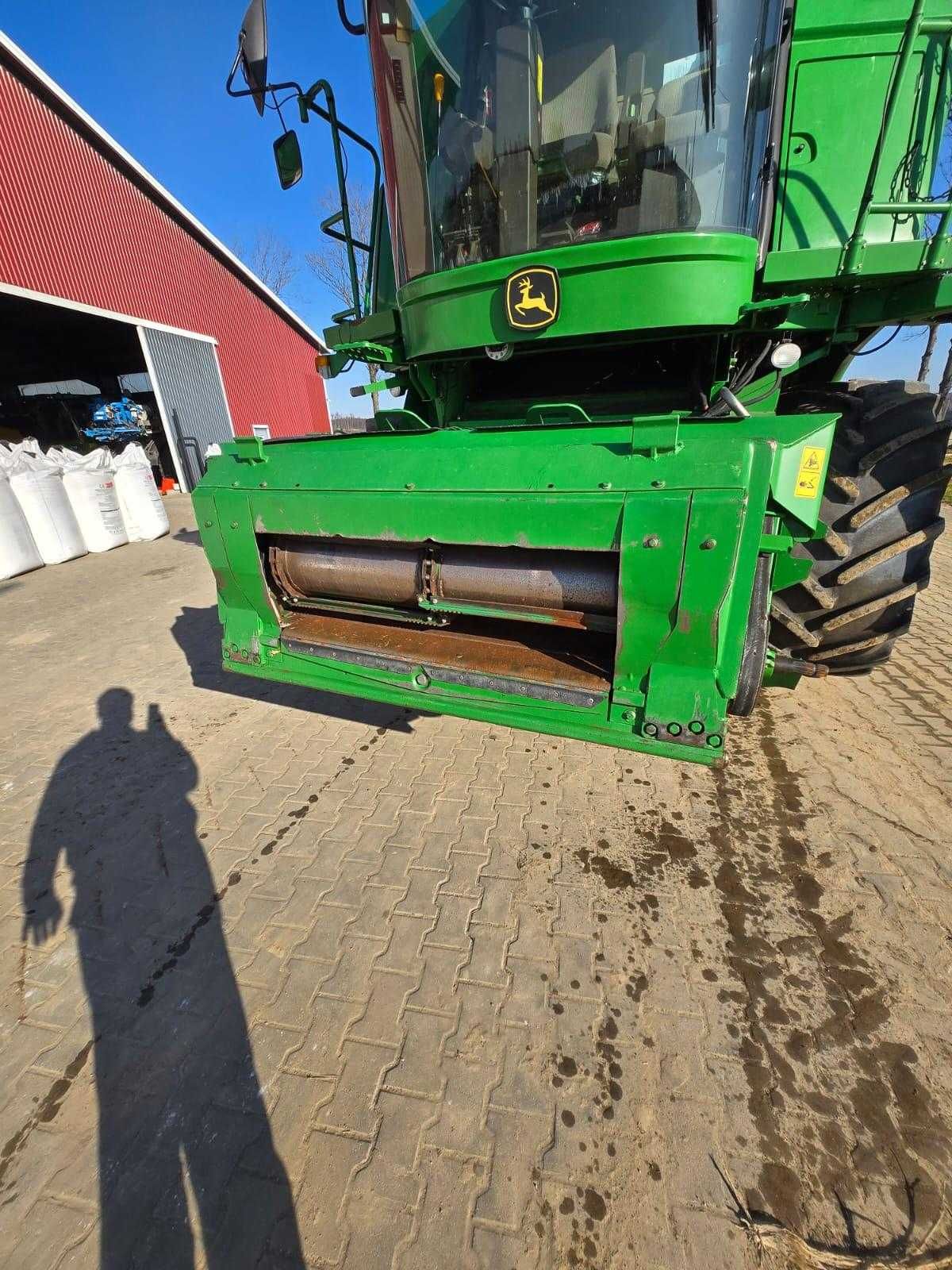 Kombajn zbożowy John Deere 9880