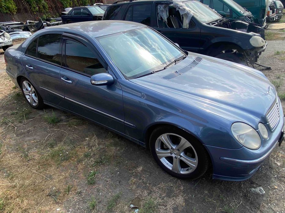 Mercedes Benz W211 3,2 дизель АКПП на болтики, гайки