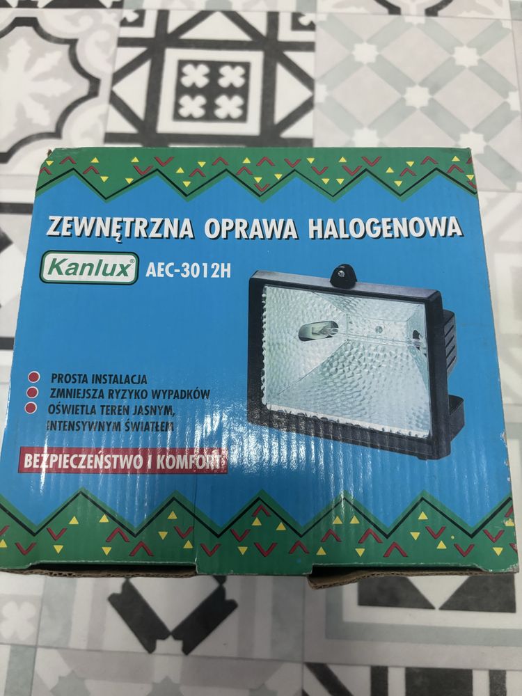 Zewnętrzna oprawa halogenowa Kanlux