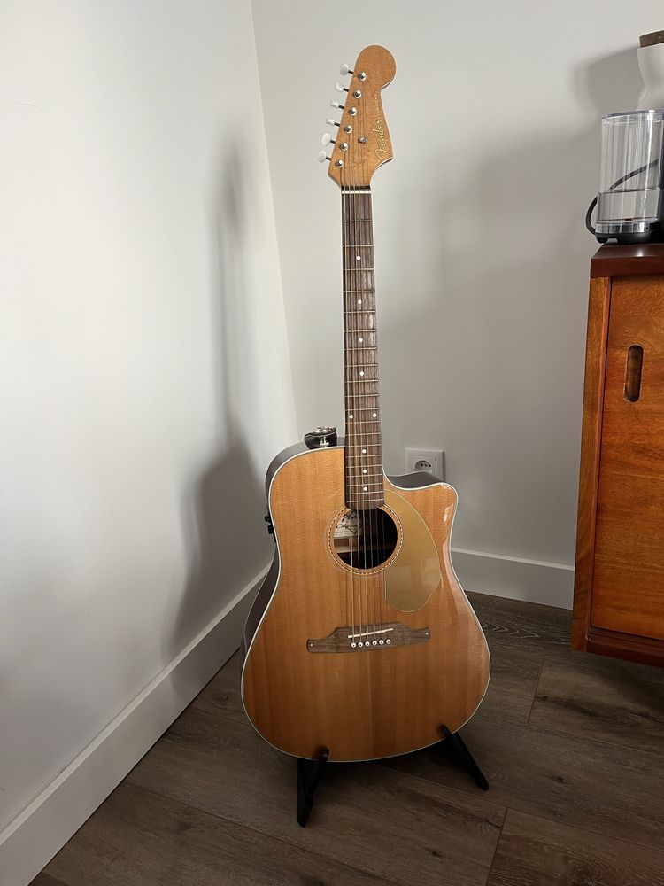 Guitarra Fender Sonoran SCE