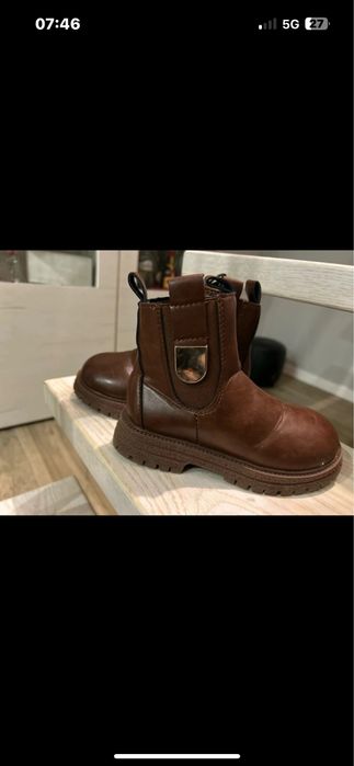 Botas menina com chapinha