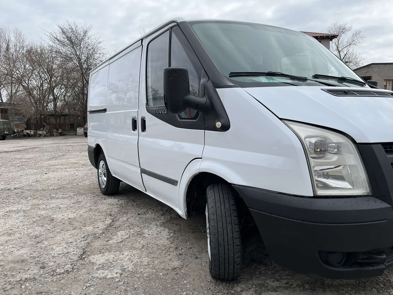 Продам бус Ford Transit