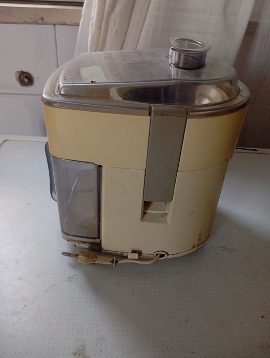 Máquina para fazer sumos