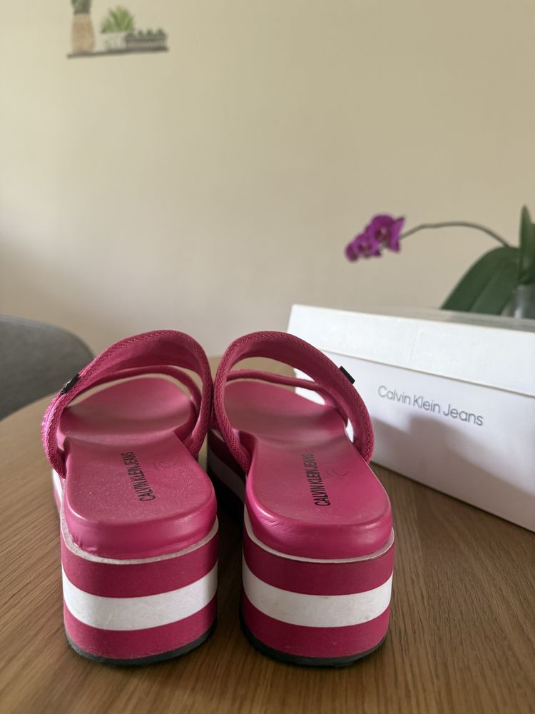 Шлепки босножки Calvin klein оригинал