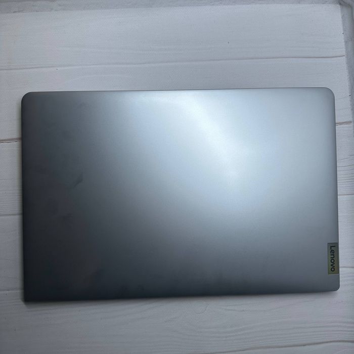 Продам ноутбук Lenovo IdeaPad 1 |  Ryzen 3 7320U | SSD 512 | DDR4 8GB