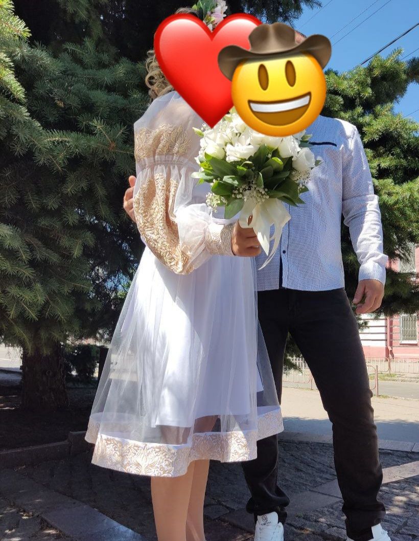 Сукня вишиванка на весілля та свята