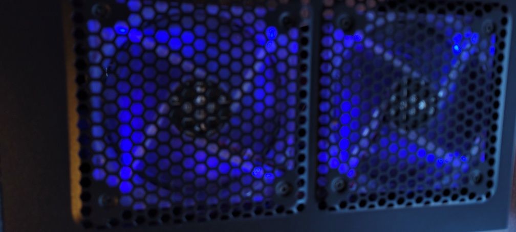 Komputer Stacjonarny Intel i5, 8GB RAM, SSD 256GB + Monitor 24 LG IPS