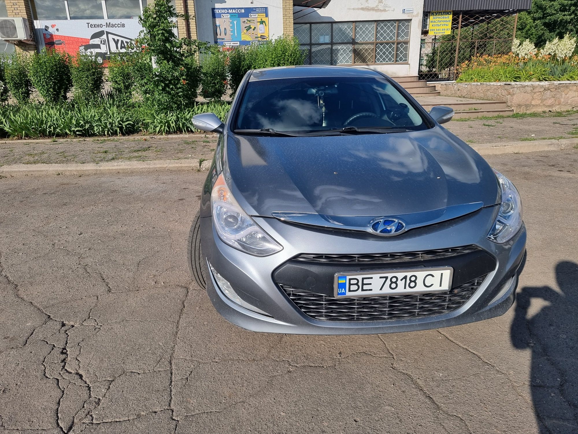 Hyundai Sonata hybrid 2014