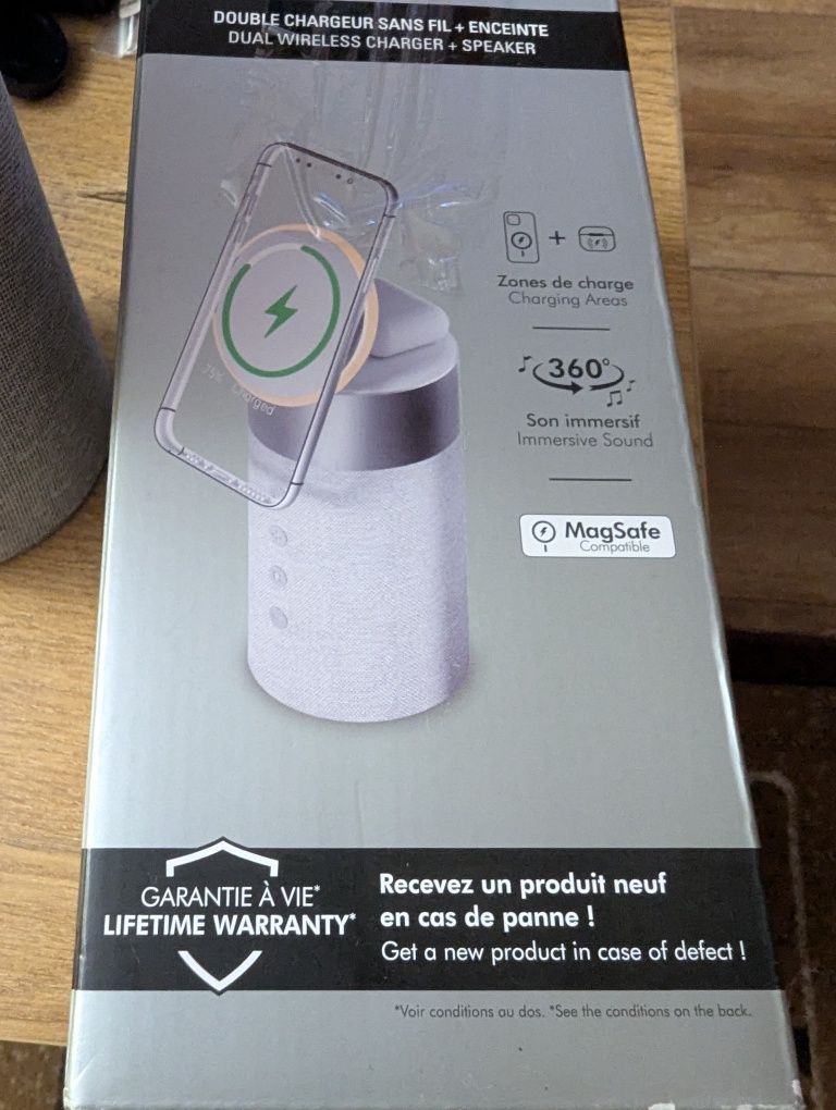 Force Play głośnik z  ładowarką magsafe