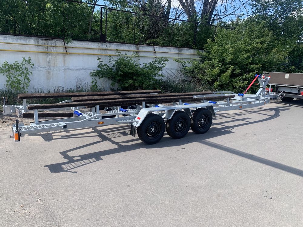 Прицеп под катер 3-5тонн Poficep