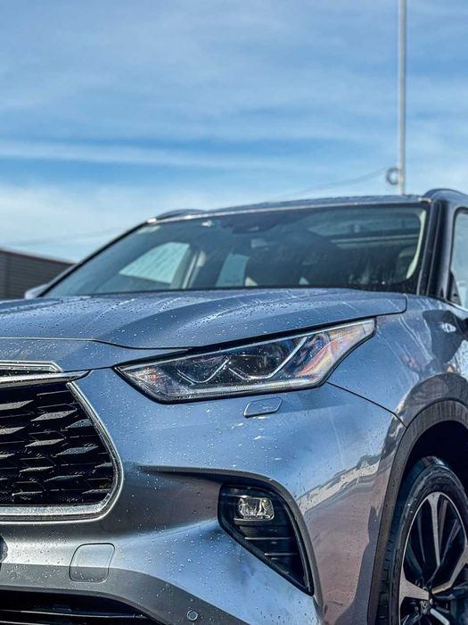 Toyota Highlander Premium 2021