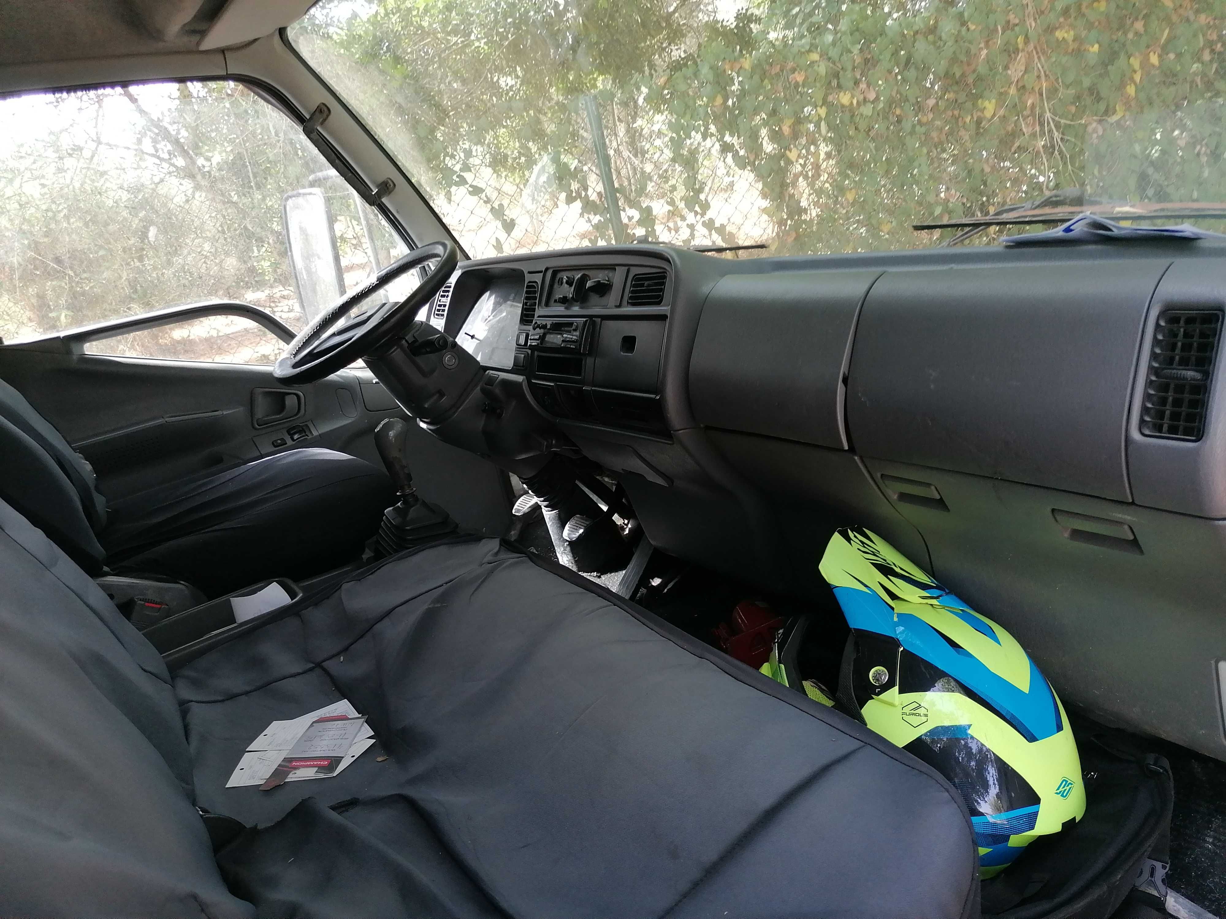 Mitsubishi Canter 649 3.9cc