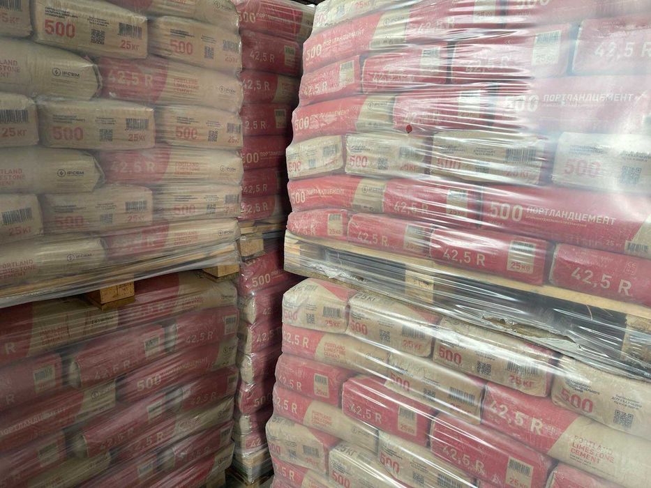 Цемент. Івано-Франківськцемент. Портландцемент.