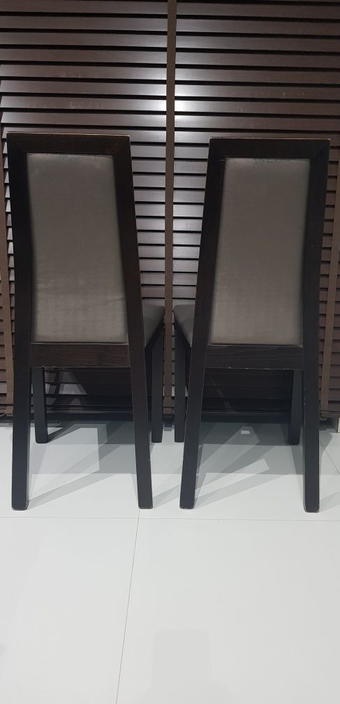 2 krzesła stołowe drewniane