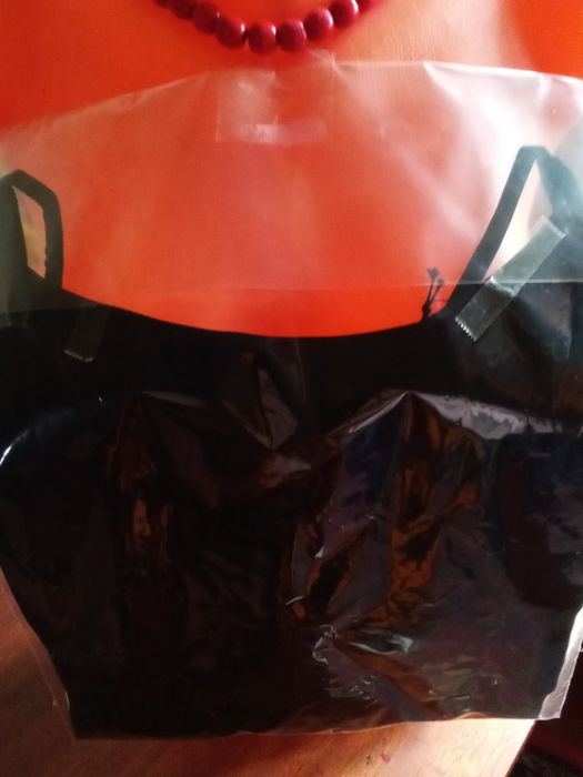 Вязаные шорты в ассортименте,  топики на завязках