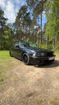 BMW Seria 5 e39 528i + LPG SEDAN