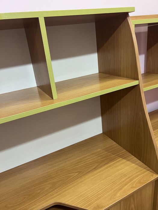 Шафа-купе,комод, стіл