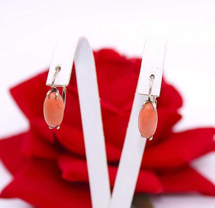 Złote kolczyki p.333/3,25g z koralem