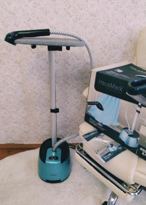 Потужний відпарювач HausMark 2000W.