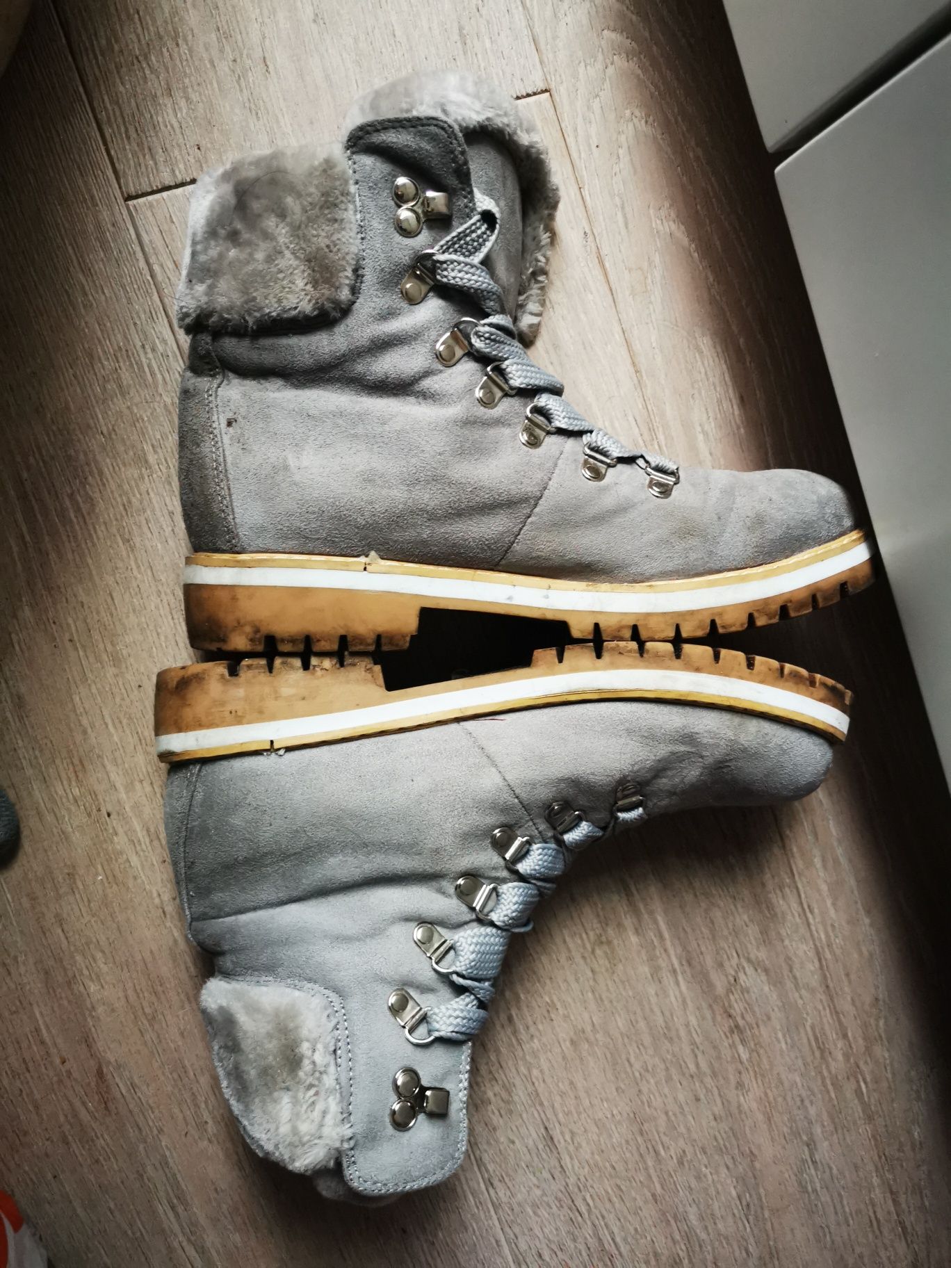 Buty damskie trapery zimowe z futerkiem r 41