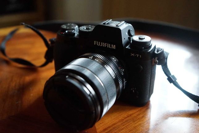 Фотоаппарат Fujifilm X-T1 + объектив fujifilm 18-55mm f/2.8-4
