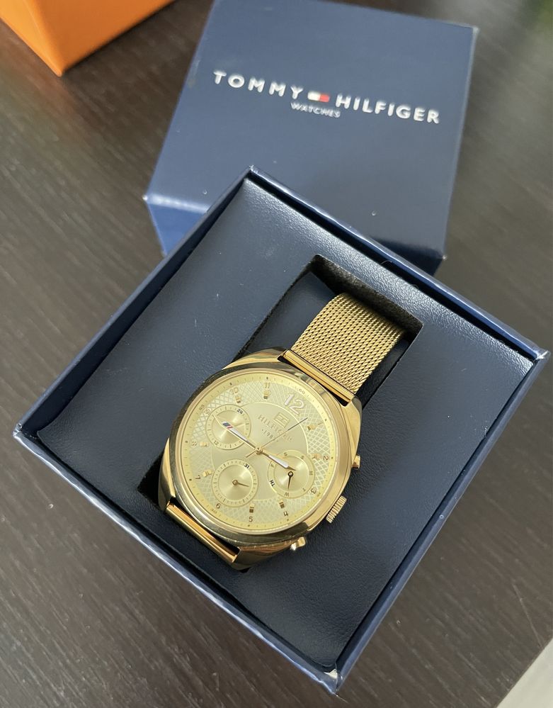 Złoty zegarek damski Tommy Hilfiger