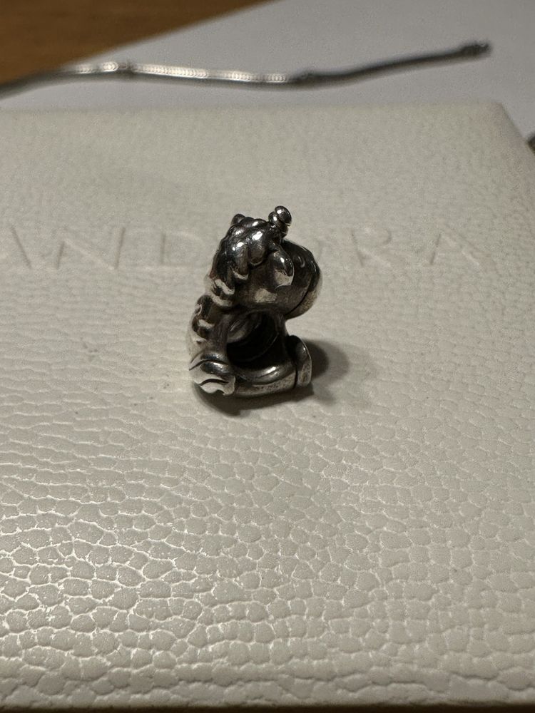 Pandora oryginalny charms jednorożec bruno