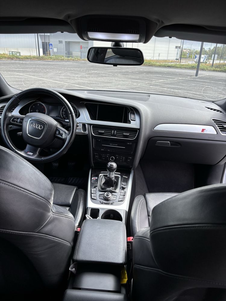 Audi A4 Avant 2.0 TDI S-Line
