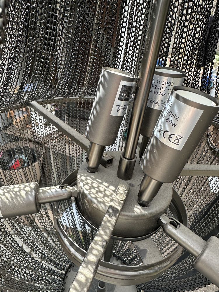 Lampa metalowe łancuszki czarna styl Eichholz