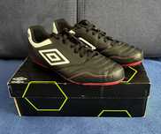 Korki Umbro rozmiar 43