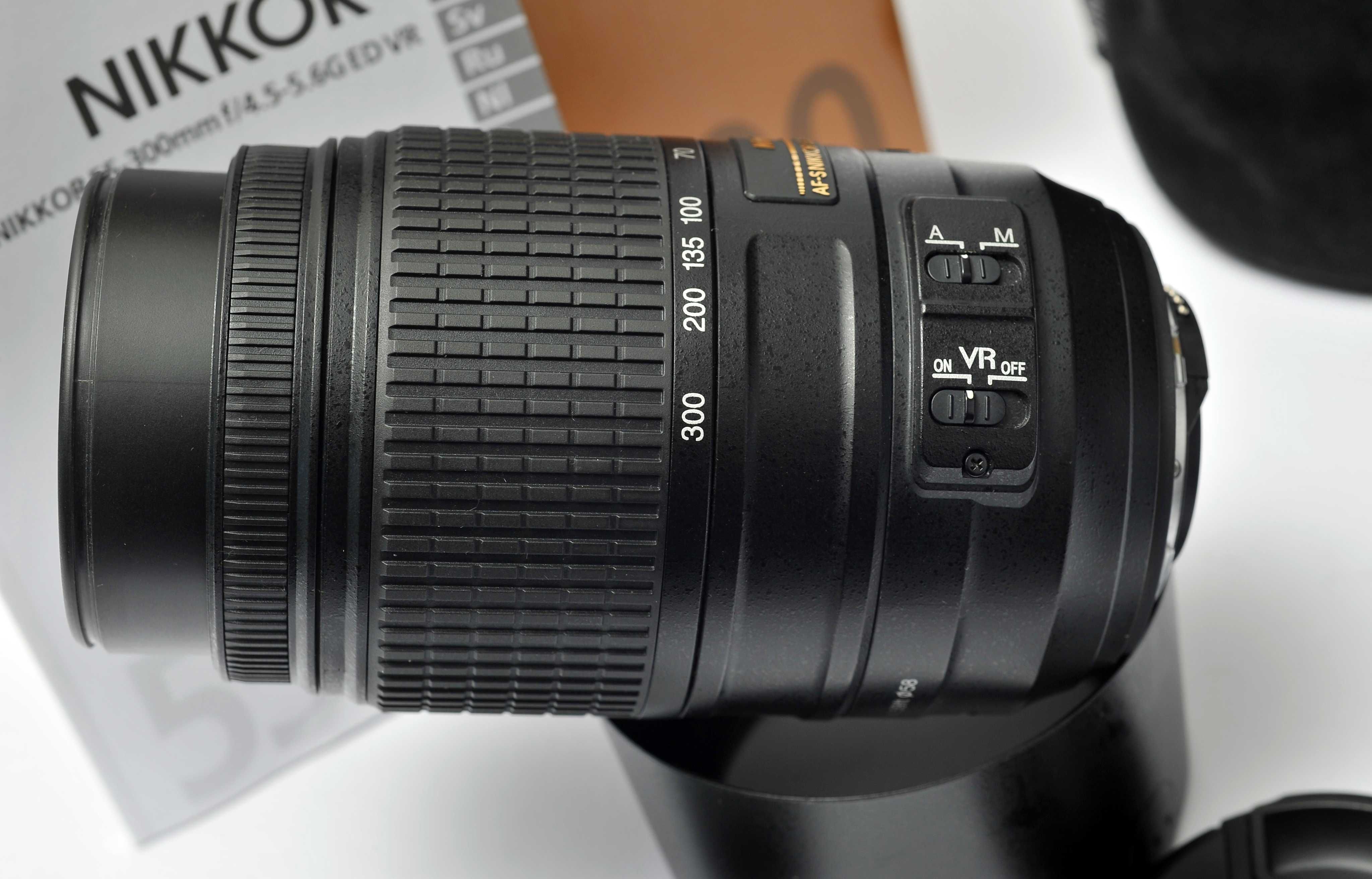 Nikon 55-300mm DX  (seminova)