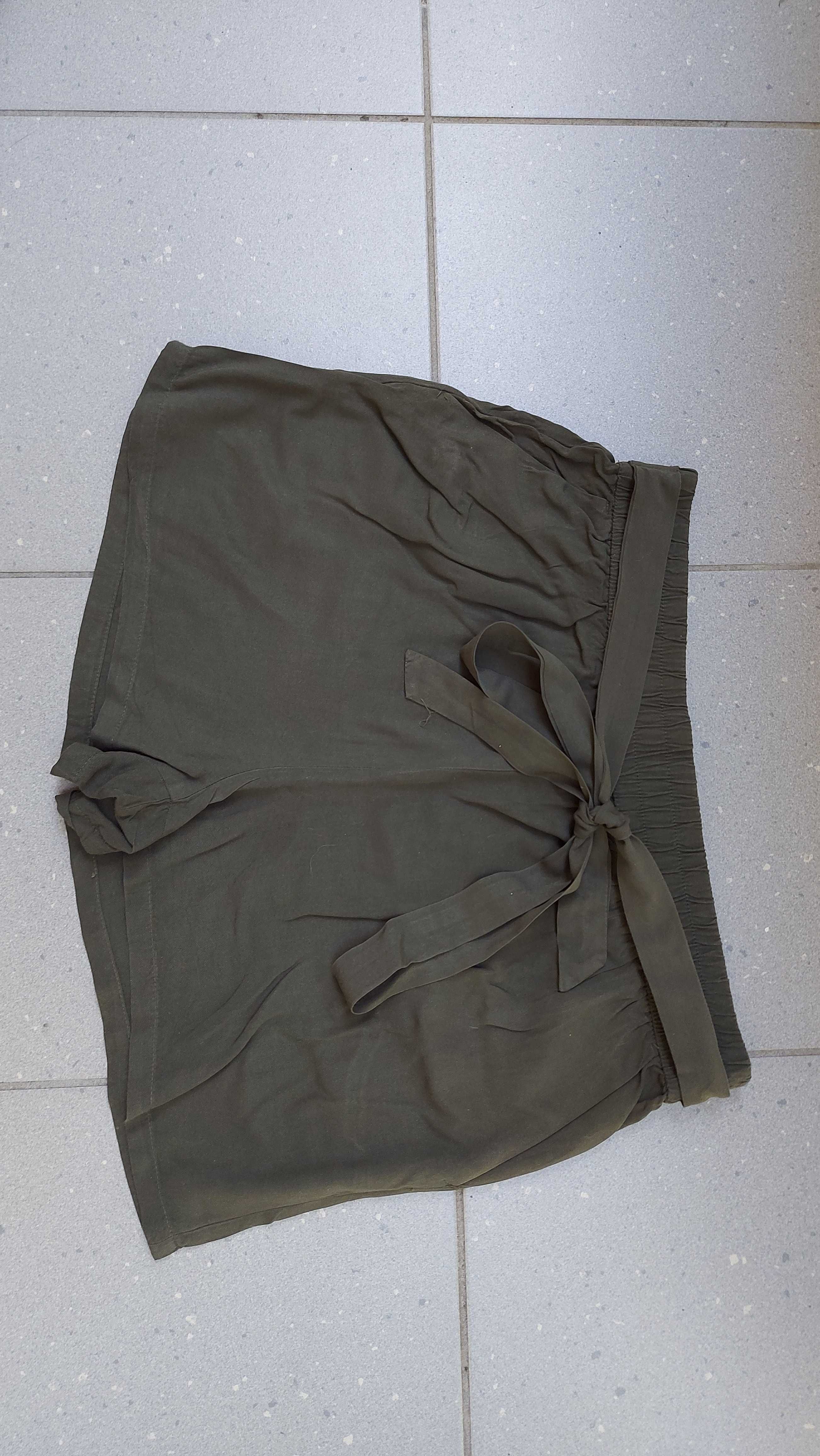 spodenki materiałowe Orsay r.38 db