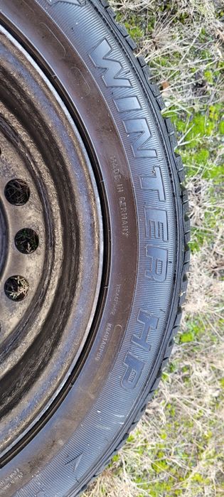 Koła zimowe 4 sztuki  toyota t25 corolla verso 205 65 r 16