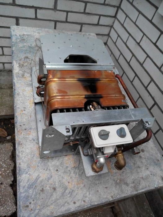 газовій котел "житомир2" і газову колонку  "терма"