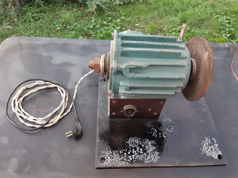 Станок заточний/ шліфувальний