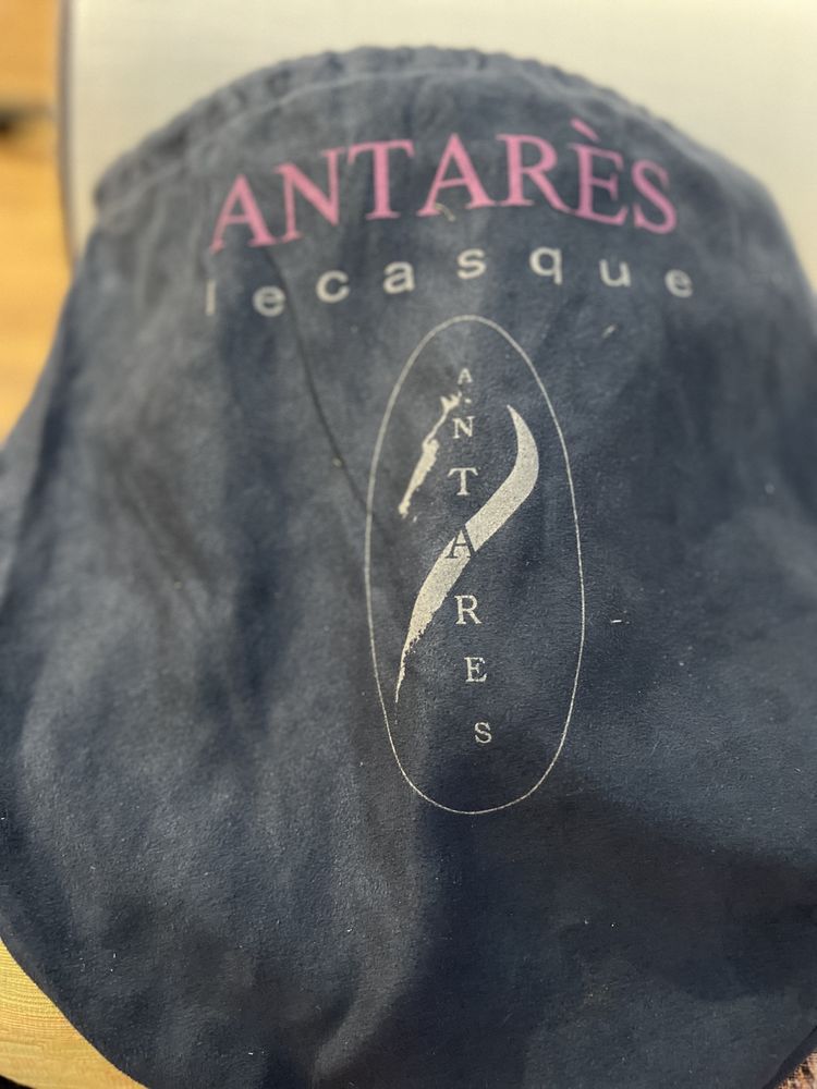 Antares śliczny kask jeździecki skorupa M wkładka 57