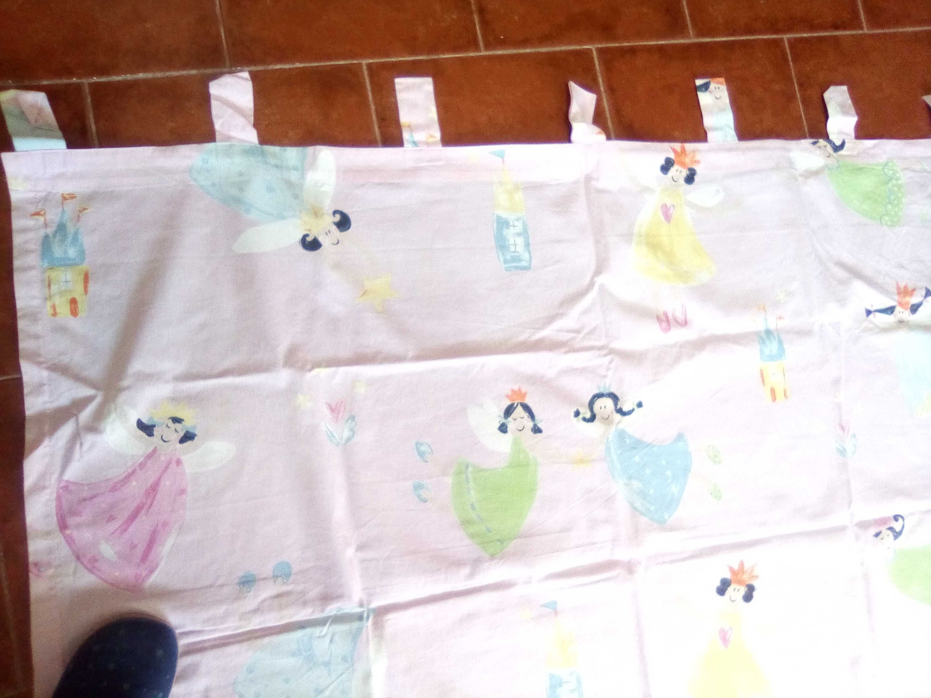 Cortinados para quarto de menina