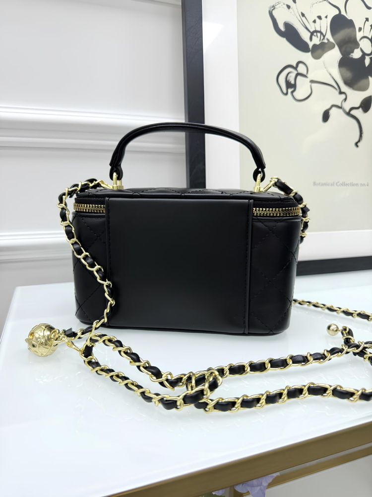 Сумка Chanel Classic Black Lambskin